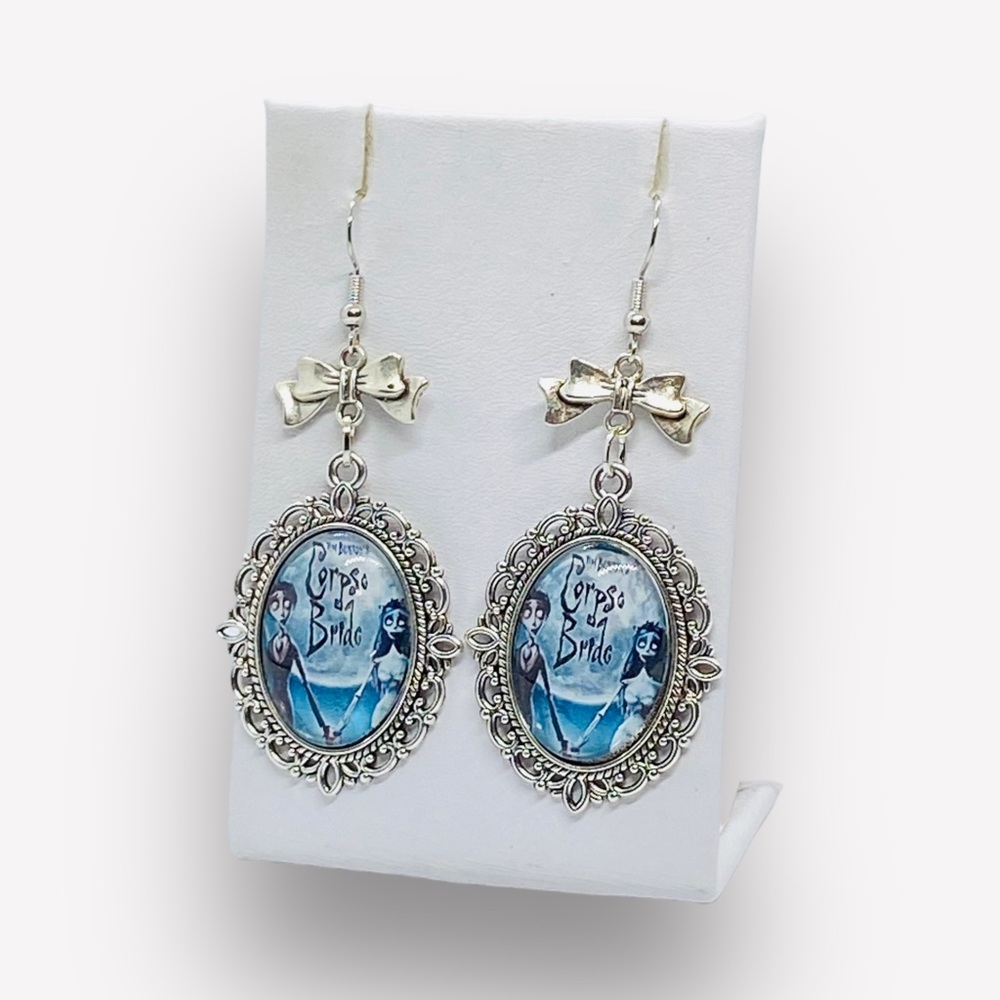 Corpse Bride Tim Burton’s Inspired Character Pendant 2 pairs Set of Earrings - Picture 5 of 11